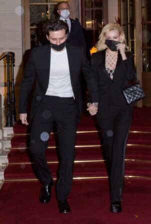 Nicola Peltz - Leaving Ritz hotel to diner during Paris Fashion Week