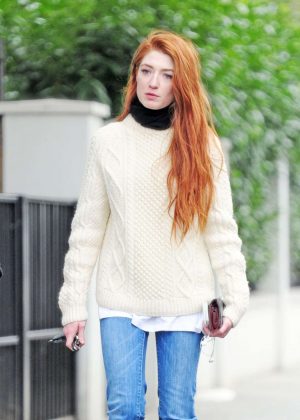 Nicola Roberts in Jeans Shopping in Notting Hill