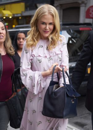 Nicole Kidman in pink out in NYC