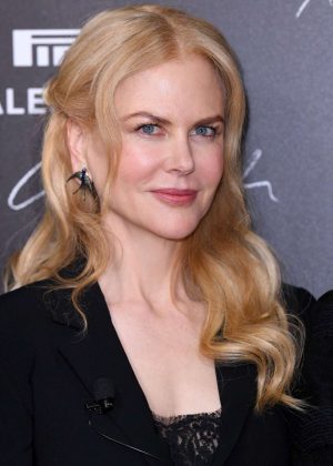 Nicole Kidman - Pirelli Calendar Launch Photocall in Paris