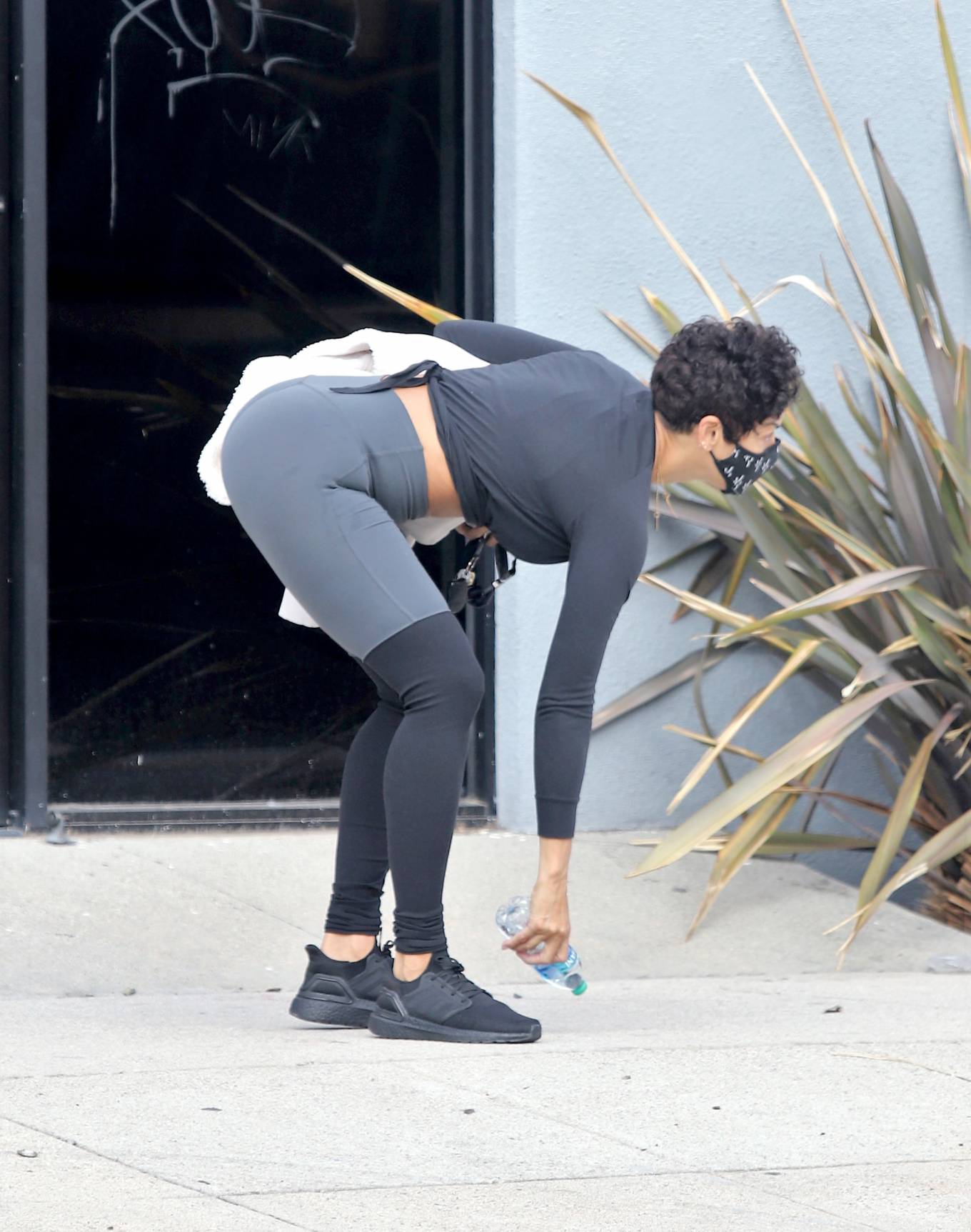 Nicole Murphy - In leggings spotted leaving a gym in Los Angeles