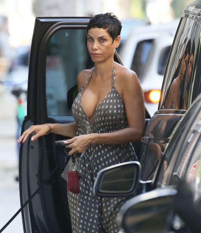 Nicole Murphy in Summer Dress - Out in Beverly Hills