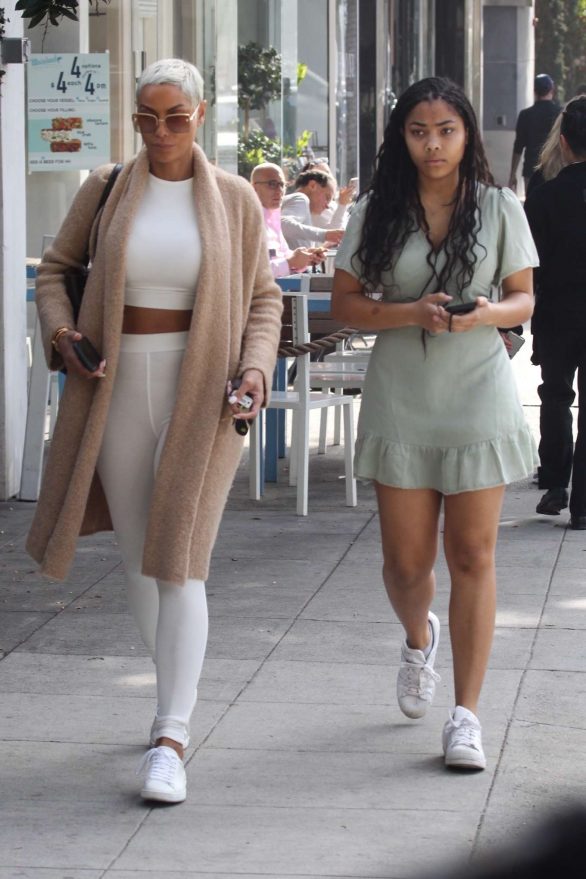 Nicole Murphy with daughter Bella out in Beverly Hills