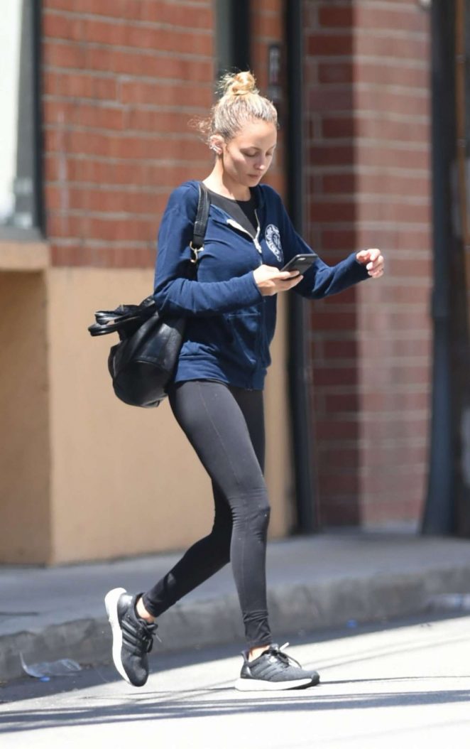 Nicole Richie in Tights Leaves a Gym in Los Angeles