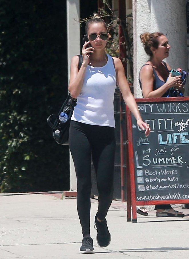 Nicole Richie in Tights Leaves the gym in Studio City