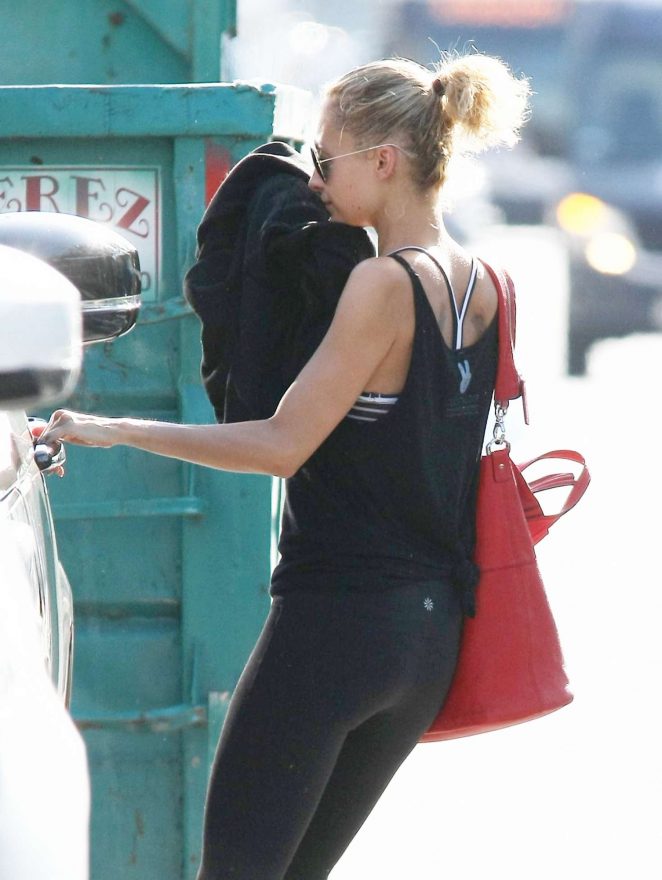 Nicole Richie Leaves her morning workout in Los Angeles