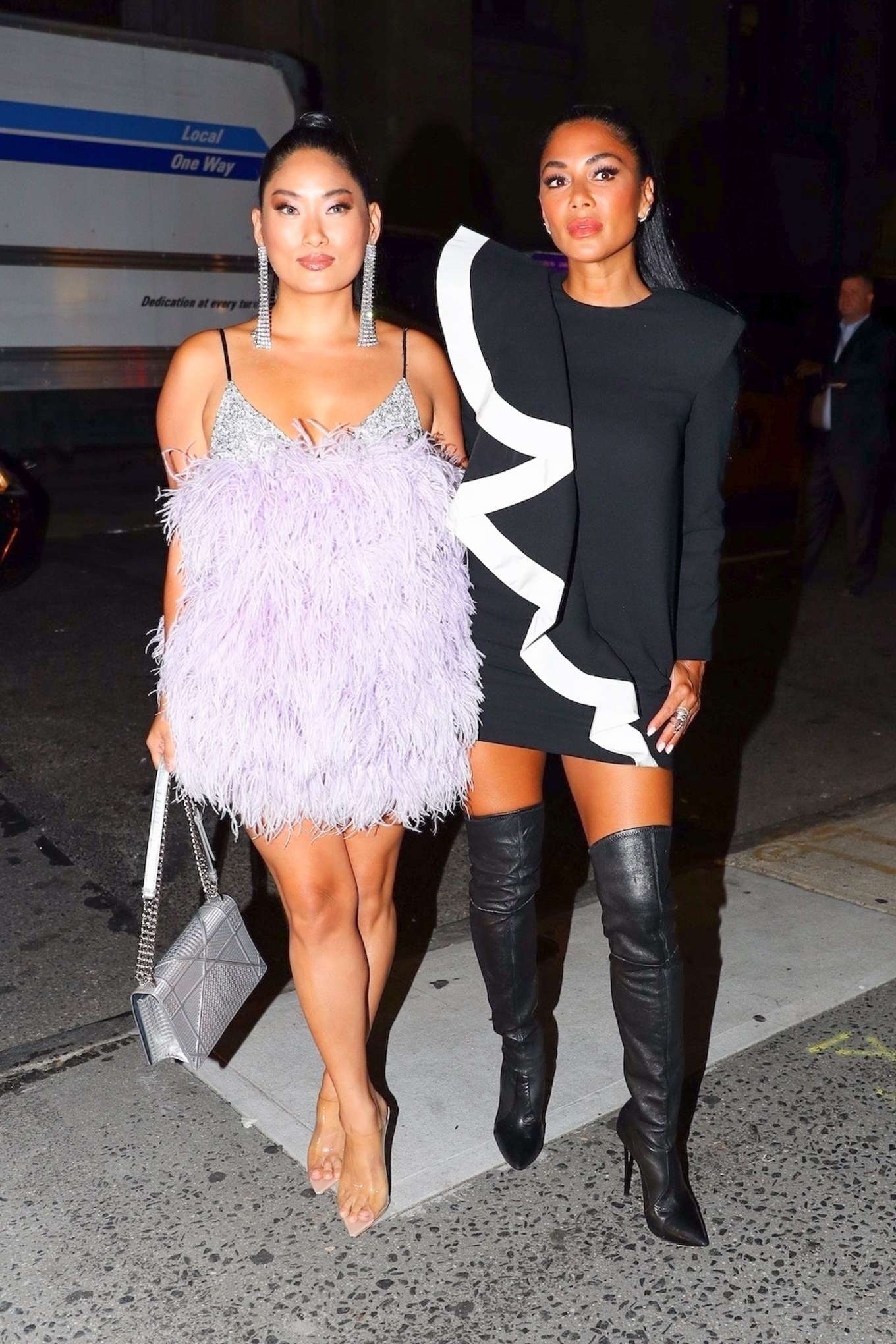 Nicole Scherzinger and Cloe Flower – Arrive at the L'Avenue Fashion ...