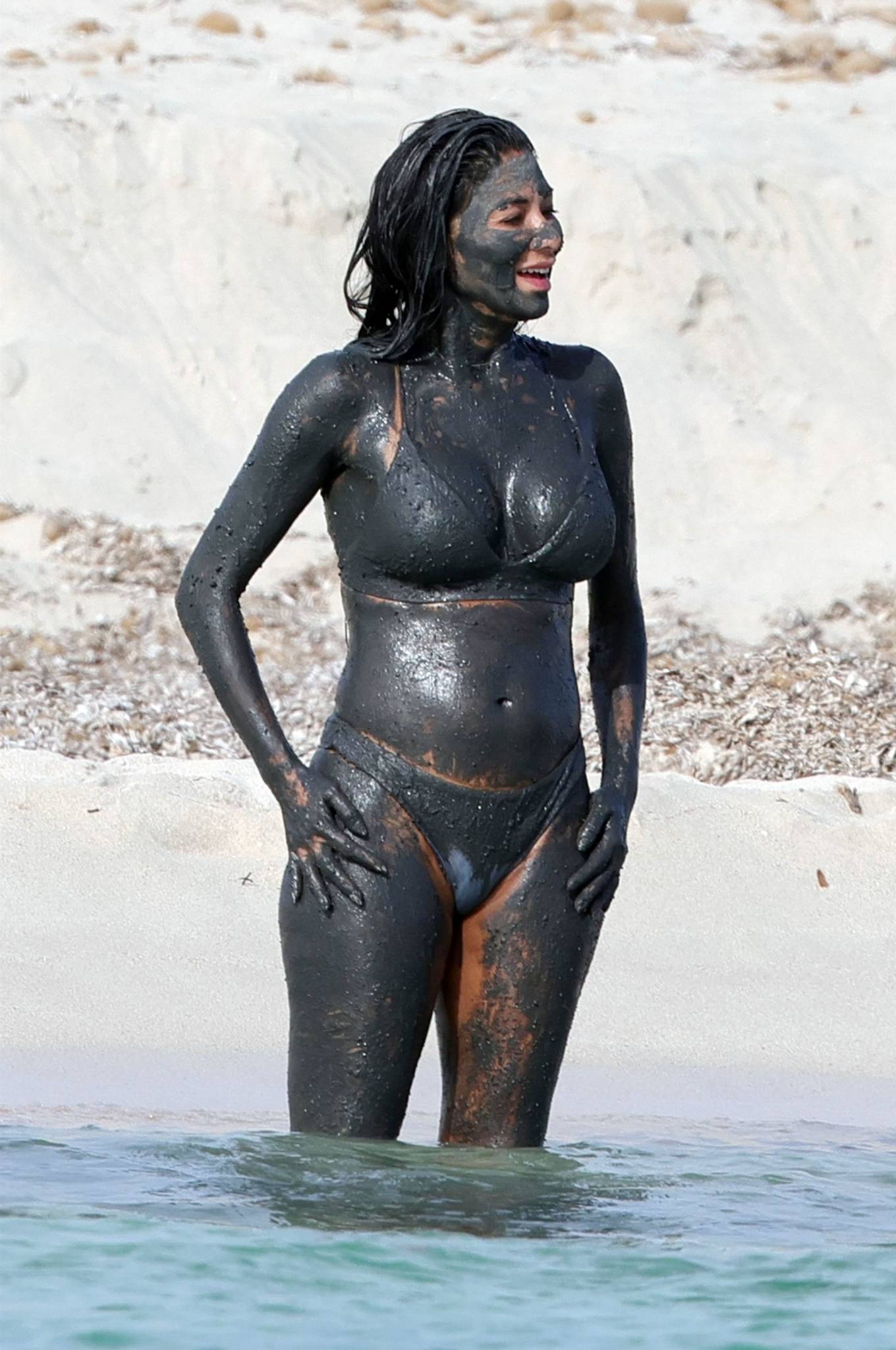 Nicole Scherzinger - On a mud bath in Formentera