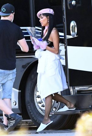 Nicole Scherzinger - On the set of a music video with Luis Fonsi in Miami