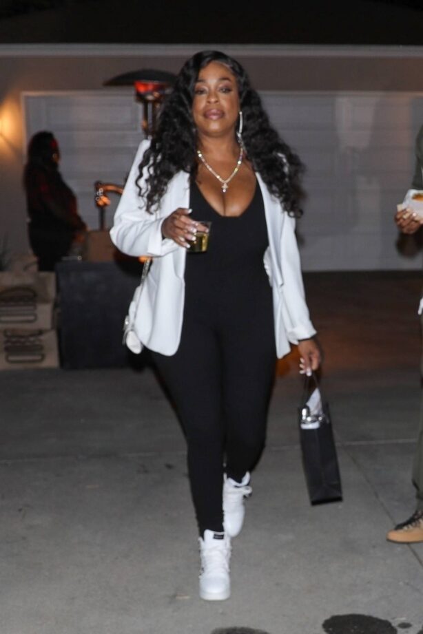 Niecy Nash - Leaves Jennifer Klein's holiday party in Brentwood