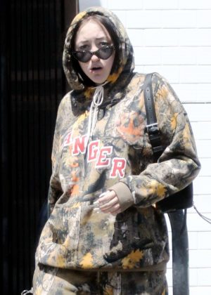 Noah Cyrus - Out in Studio City
