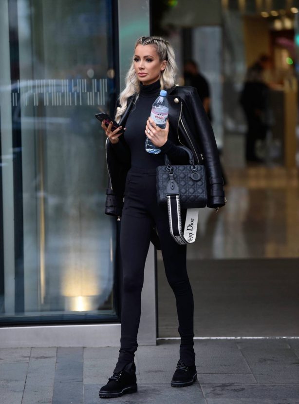Olivia Attwood - Spotted at Manchester City Center