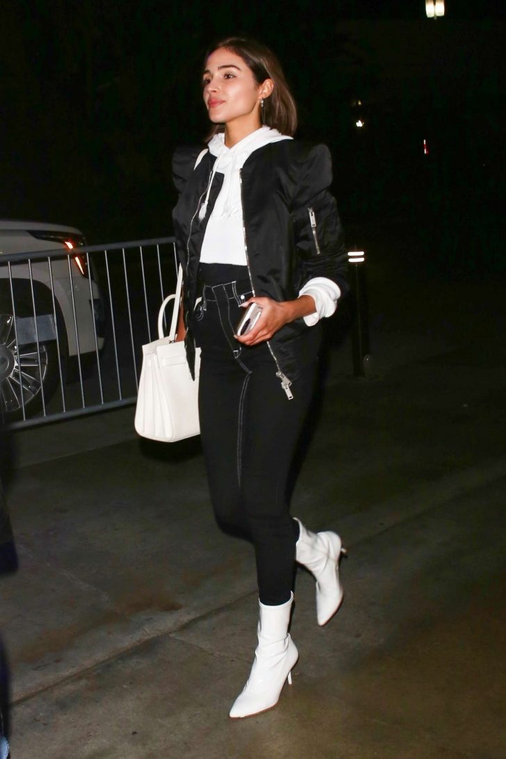 Olivia Culpo - Arrives at the Justin Timberlake concert in LA
