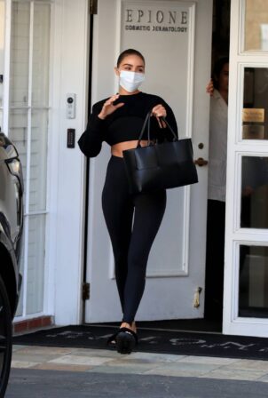 Olivia Culpo - Leaving a skincare clinic in Beverly Hills