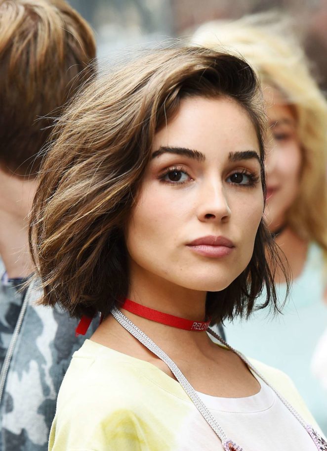 Olivia Culpo - Looking Hot While Out and About in New York
