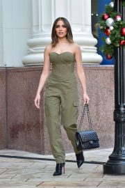 Olivia Culpo - Shopping in Beverly Hills