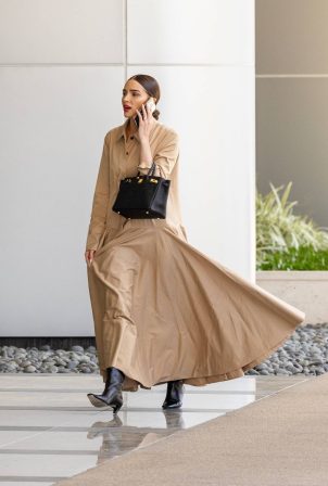 Olivia Culpo - Steps out for a business meeting in Century City