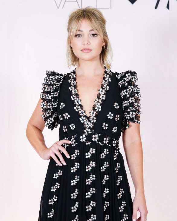 Olivia Holt - Giambattista Valli x H&M Shopping Party in Los Angeles