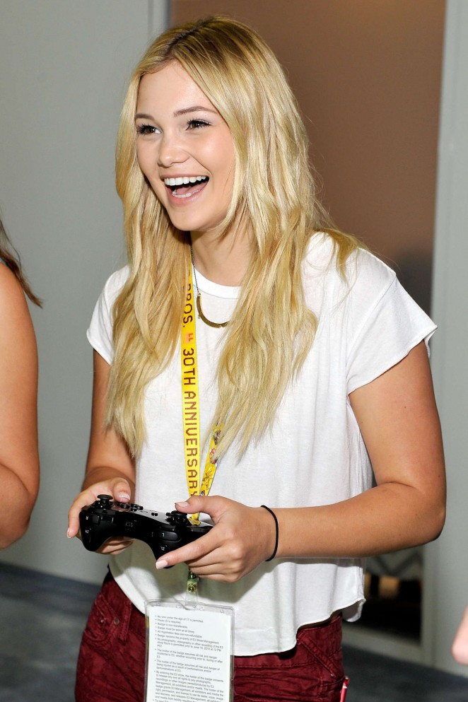 Olivia Holt - Nintendo hosts celebrities at 2015 E3 Gaming Convention in LA