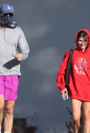 Olivia Jade Giannulli - With her boyfriend Jacob Elordi take a yoga class in West Hollywood