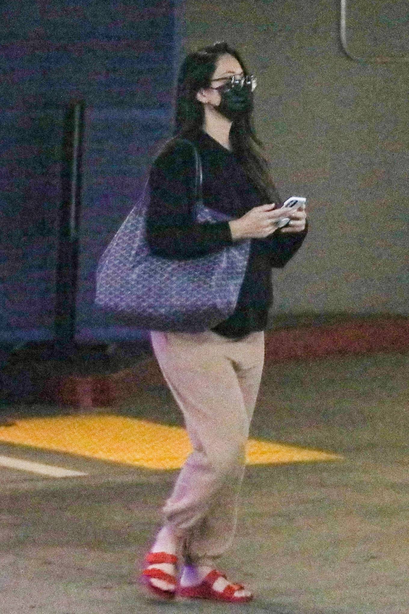 Olivia Munn 2021 : Olivia Munn – Is spotted running errands in Beverly Hills-05