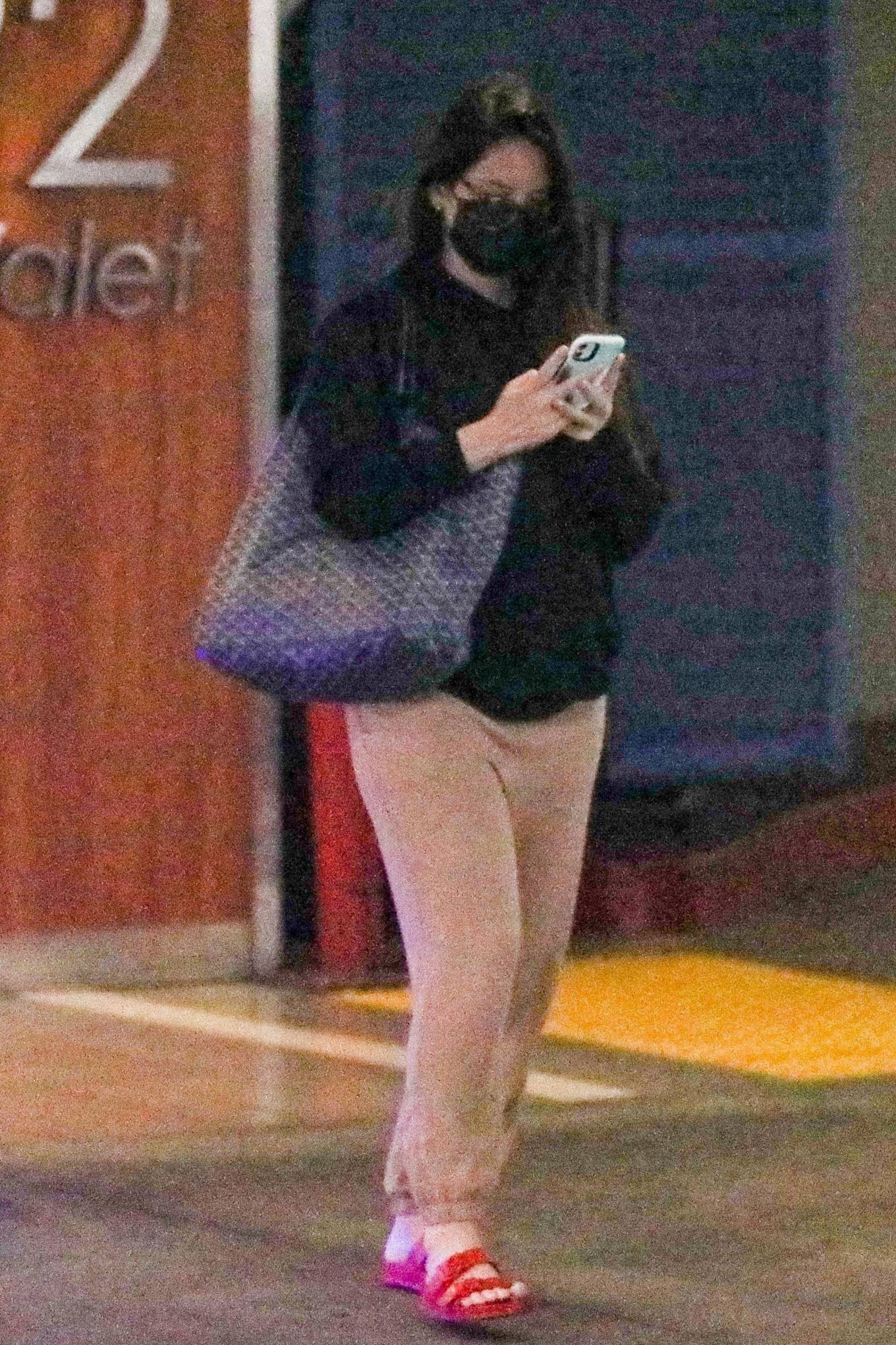 Olivia Munn 2021 : Olivia Munn – Is spotted running errands in Beverly Hills-06