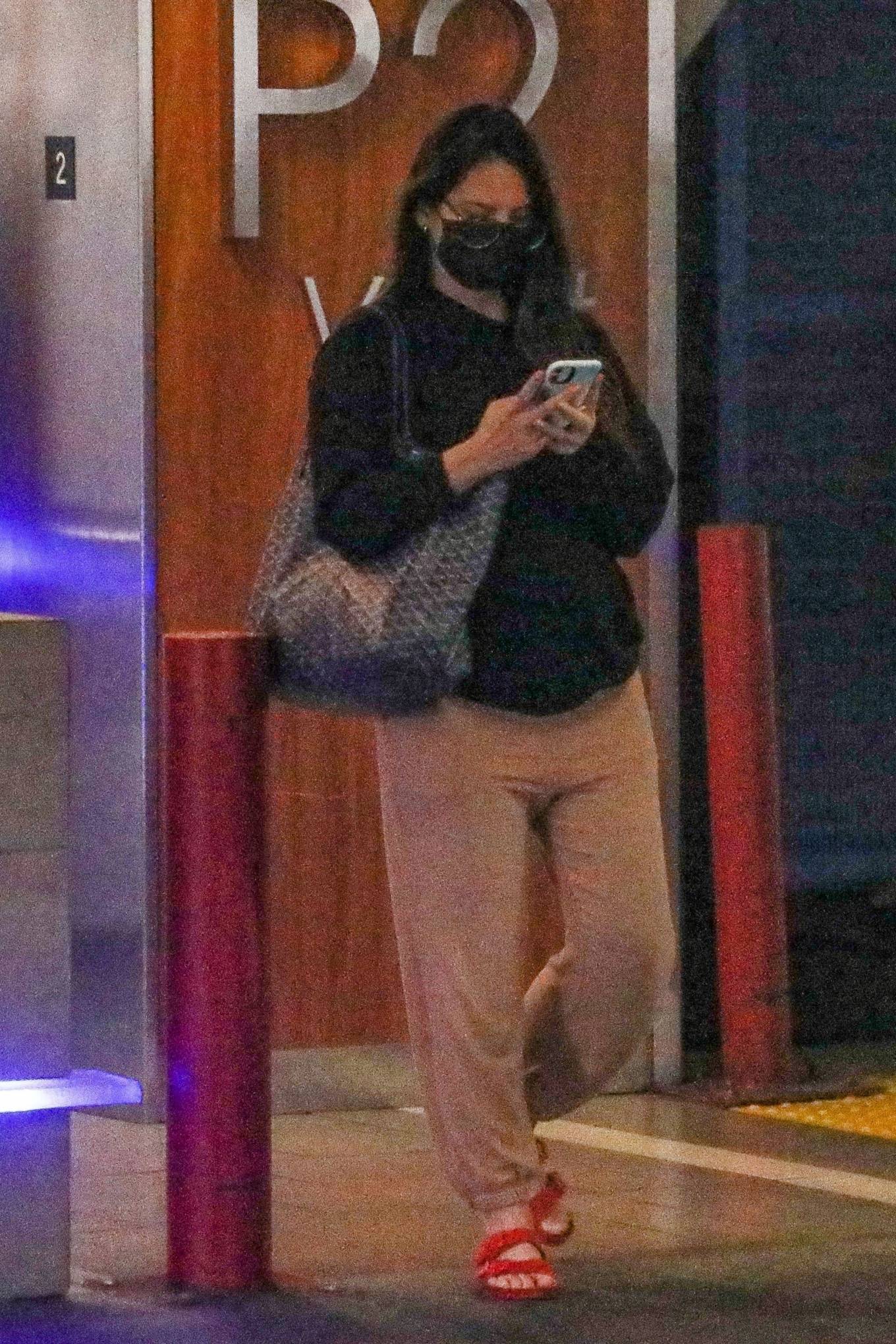 Olivia Munn 2021 : Olivia Munn – Is spotted running errands in Beverly Hills-07