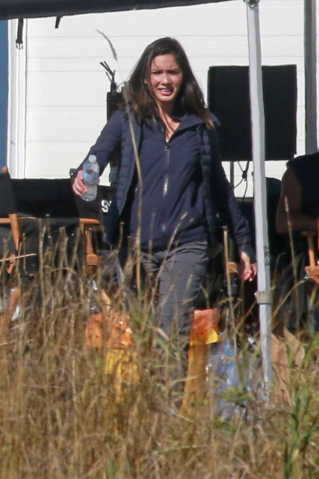 Olivia Munn 2017 : Olivia Munn: Out for lunch on set in Pitt Meadows in Canada-03