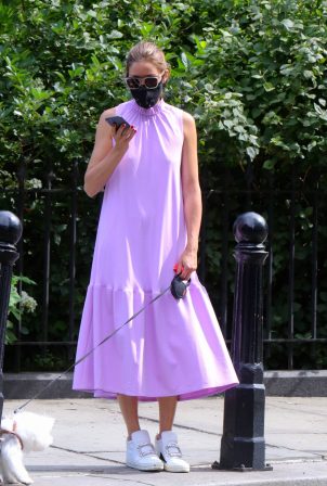 Olivia Palermo - In a long summer dress in Brooklyn