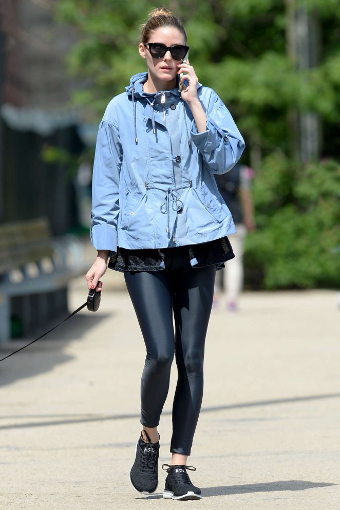 Olivia Palermo in Tights Heads to gym in Brooklyn