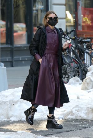 Olivia Palermo - Out and about in Dumbo - Brooklyn