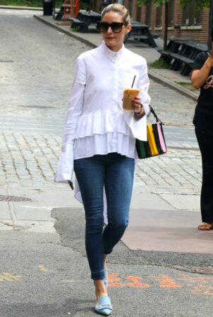 Olivia Palermo - Out in skinny jeans while getting an iced coffee in New York