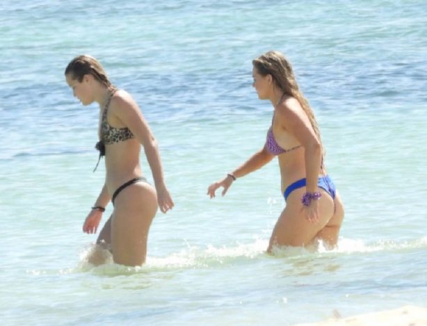 Olivia Ponton an Suede Brooks - Bikini photo shoot in Cancun
