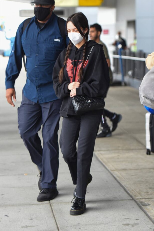 Olivia Rodrigo - Seen arriving at JFK airport in New York