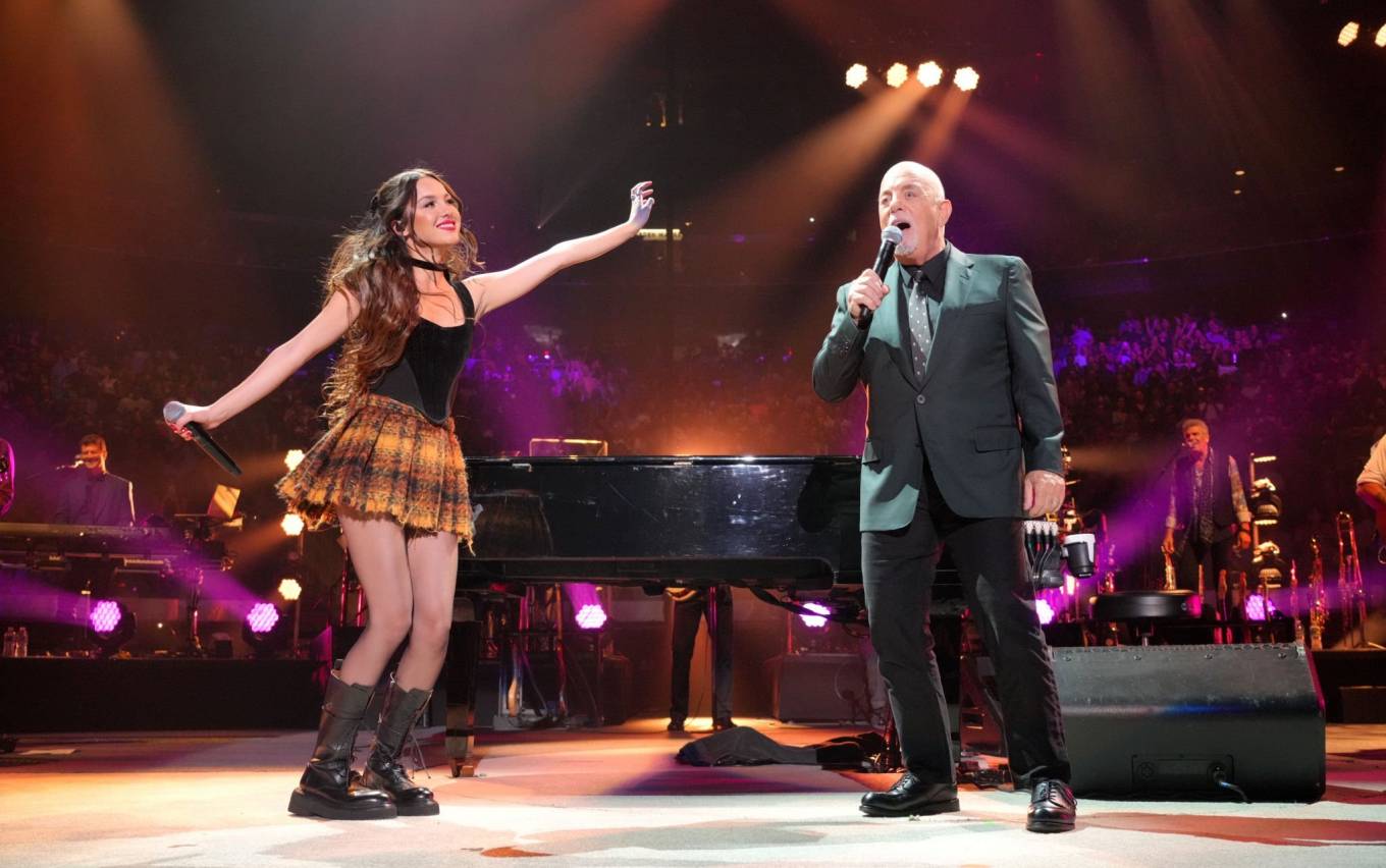 Olivia Rodrigo - With Billy Joel at Madison Square Garden in New York City