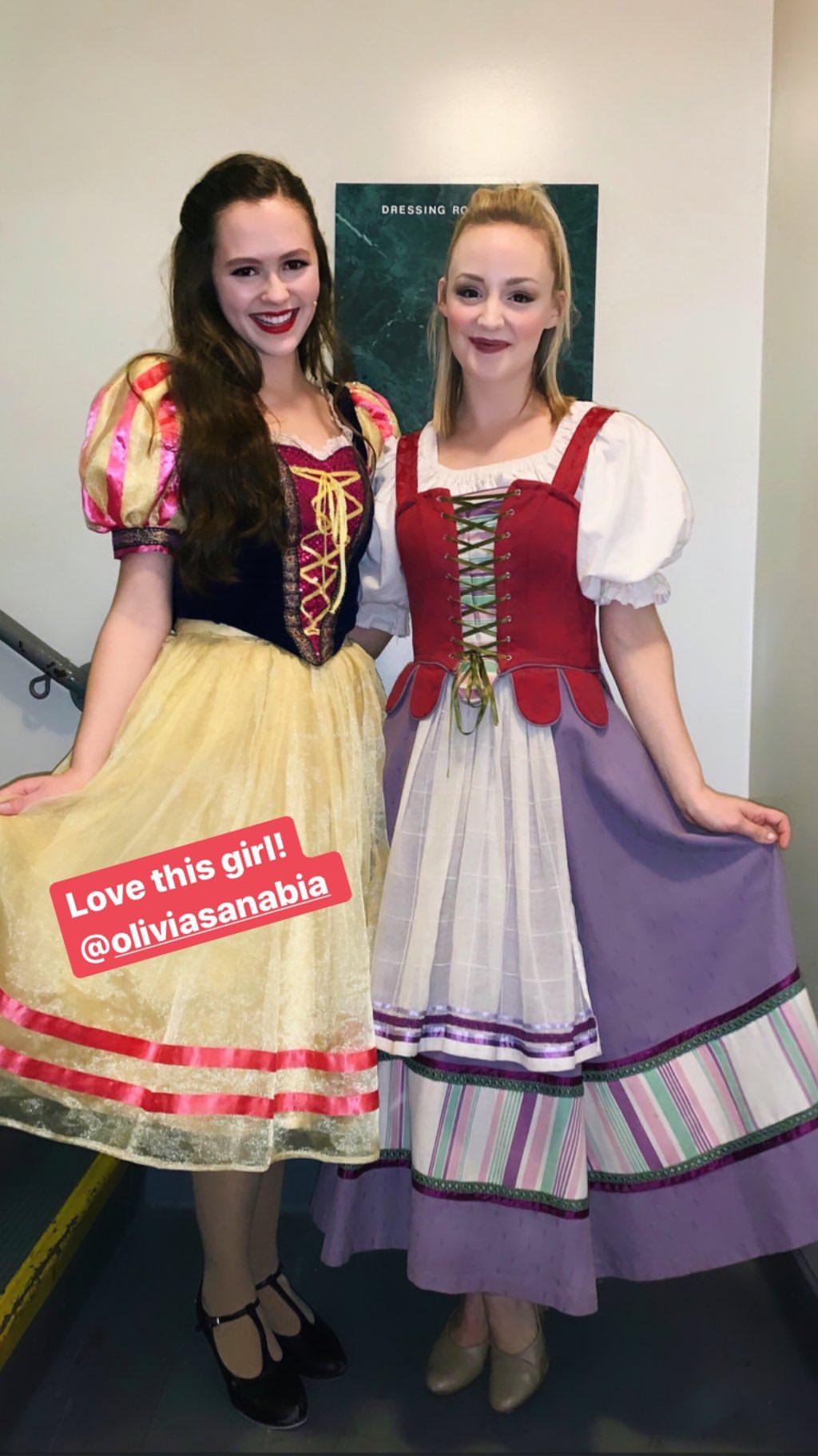 Olivia Sanabia â€“ Instagram and Social media