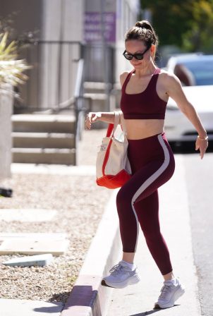 Olivia Wilde - Finishing Her Daily Workout Session At Tracy Anderson Method Studio Gym In Studio