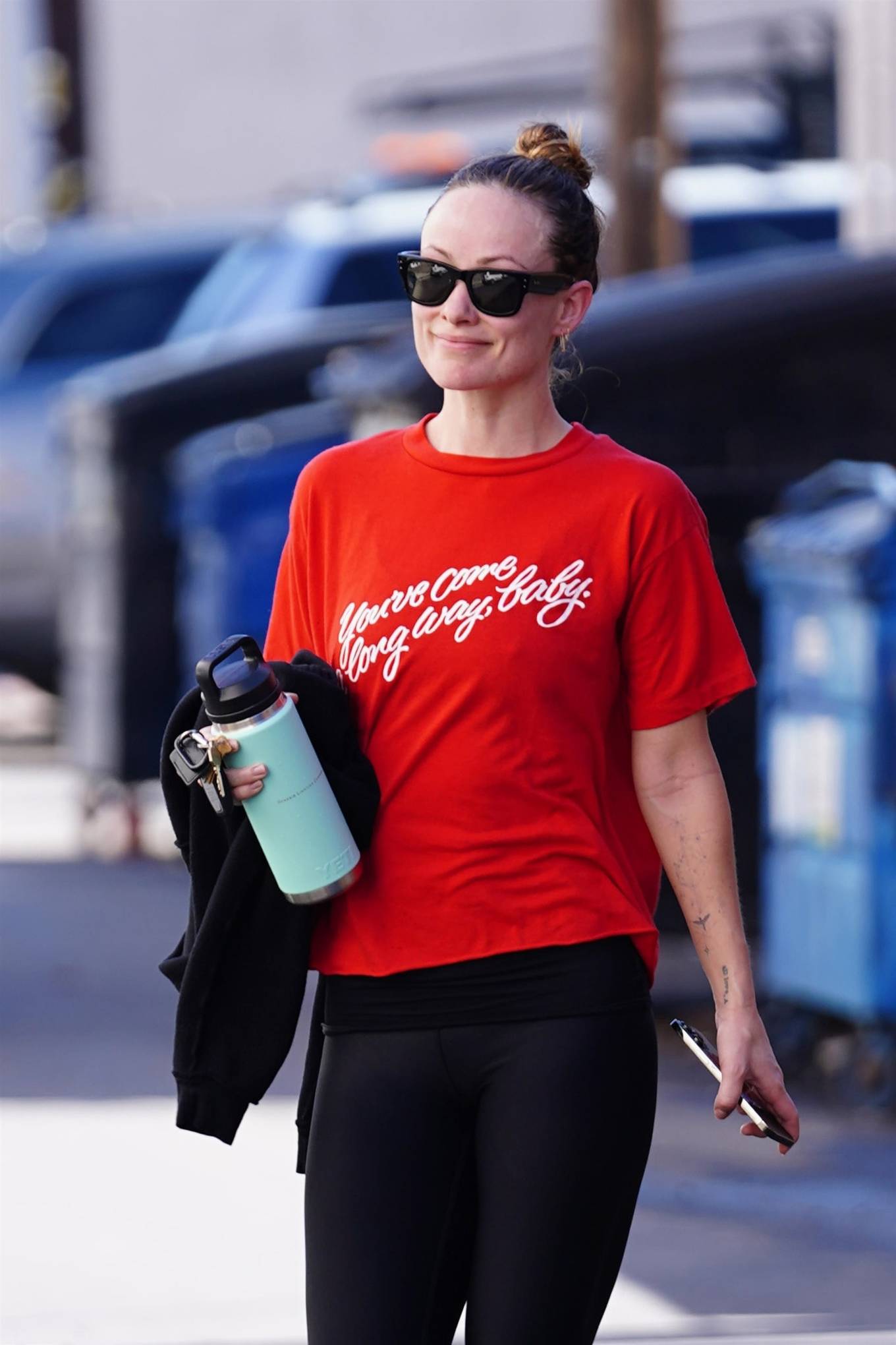 Olivia Wilde 2023 : Olivia Wilde – Leaving the gym wearing sunglasses in Studio City-11
