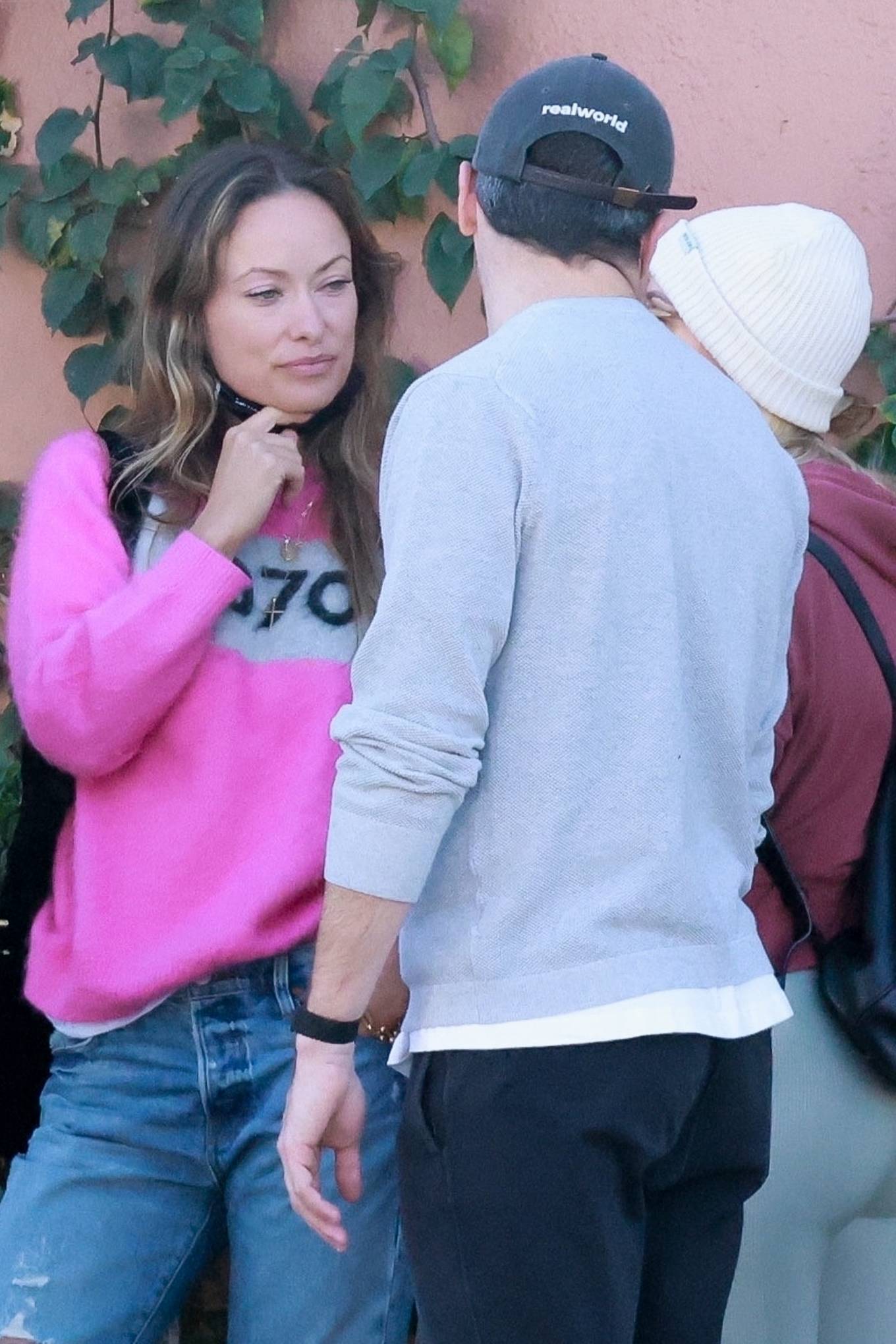 Olivia Wilde 2021 : Olivia Wilde – Out with a friend for lunch at Bacari Bar in Silver Lake-08