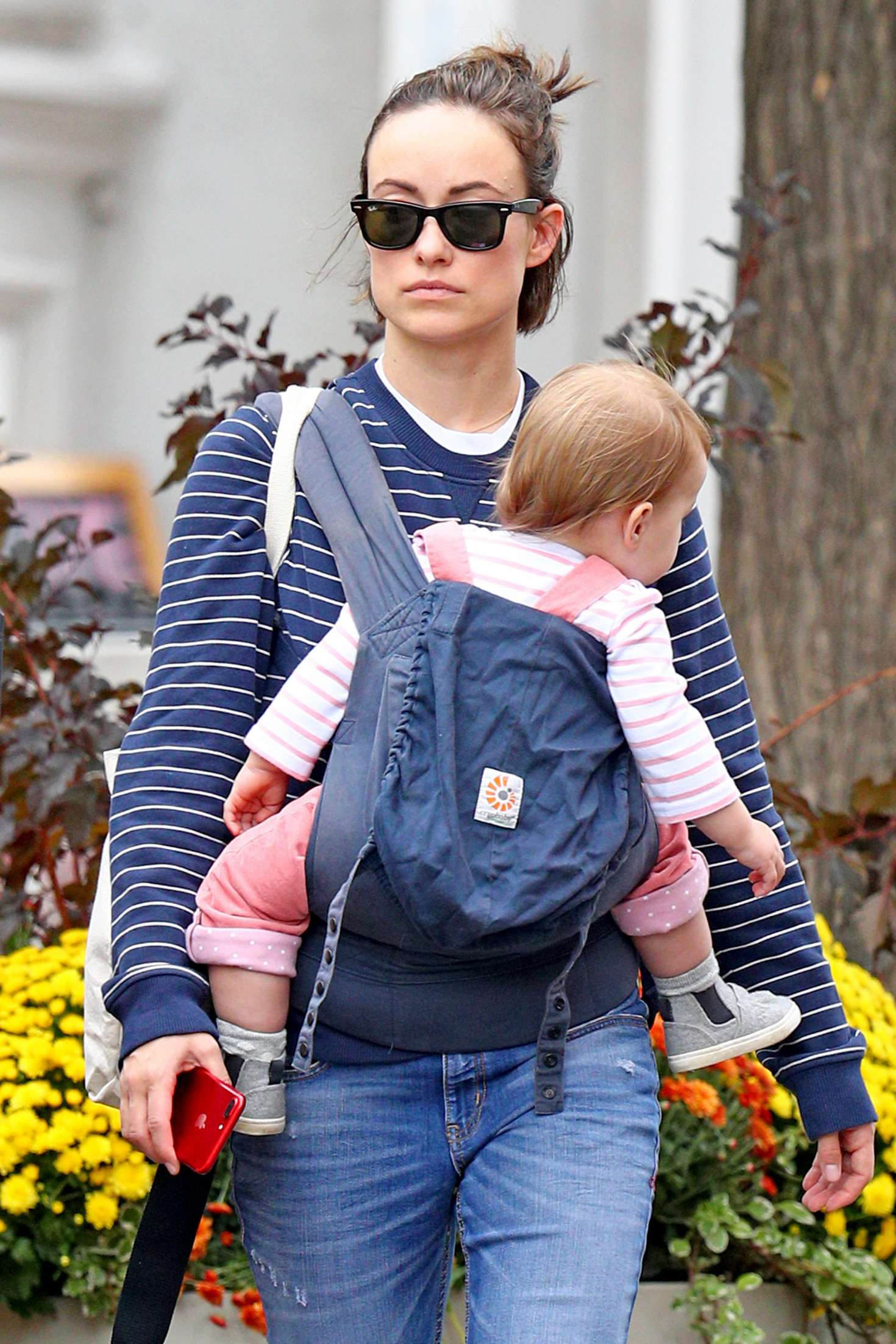Olivia Wilde - Spends the day with her daughter Daisy in NYC