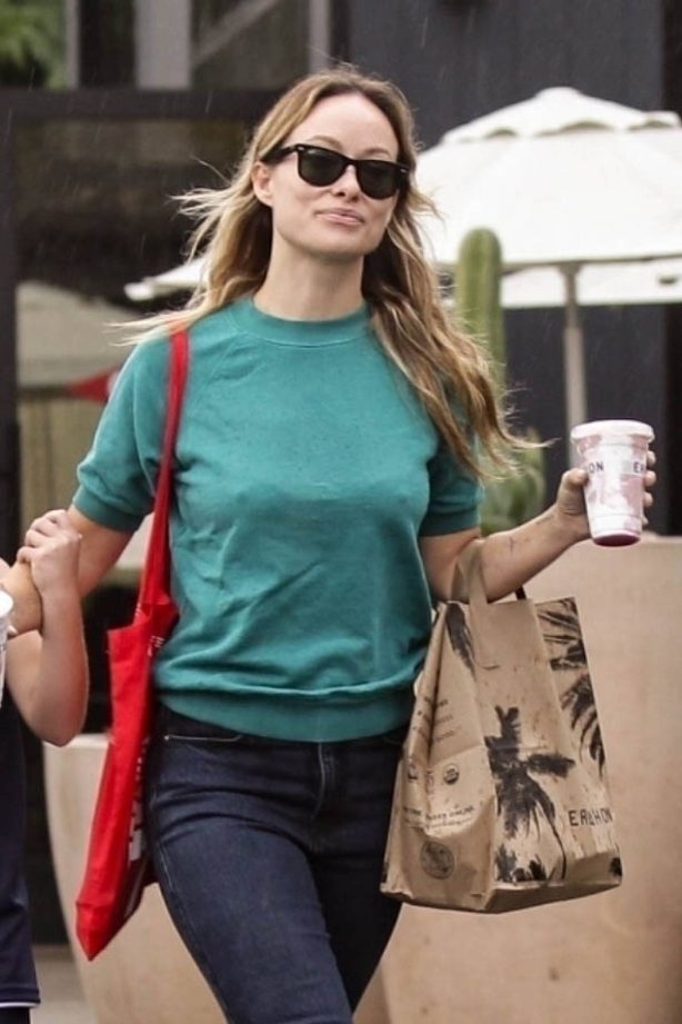 Olivia Wilde - Spotted at Erewhon Market