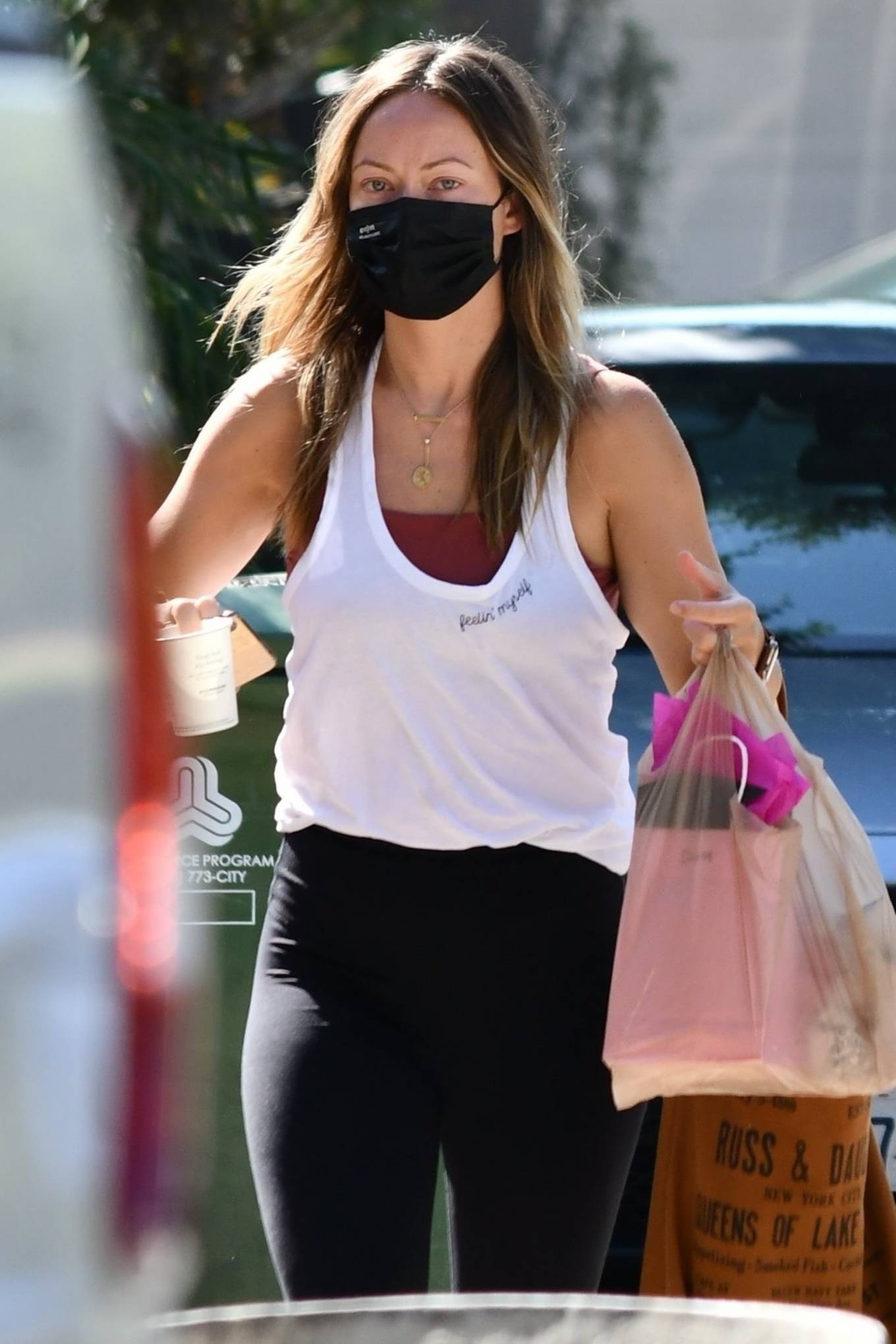 Olivia Wilde 2020 : Olivia Wilde – Stops by the post office and pick up a gift in Los Angeles-04