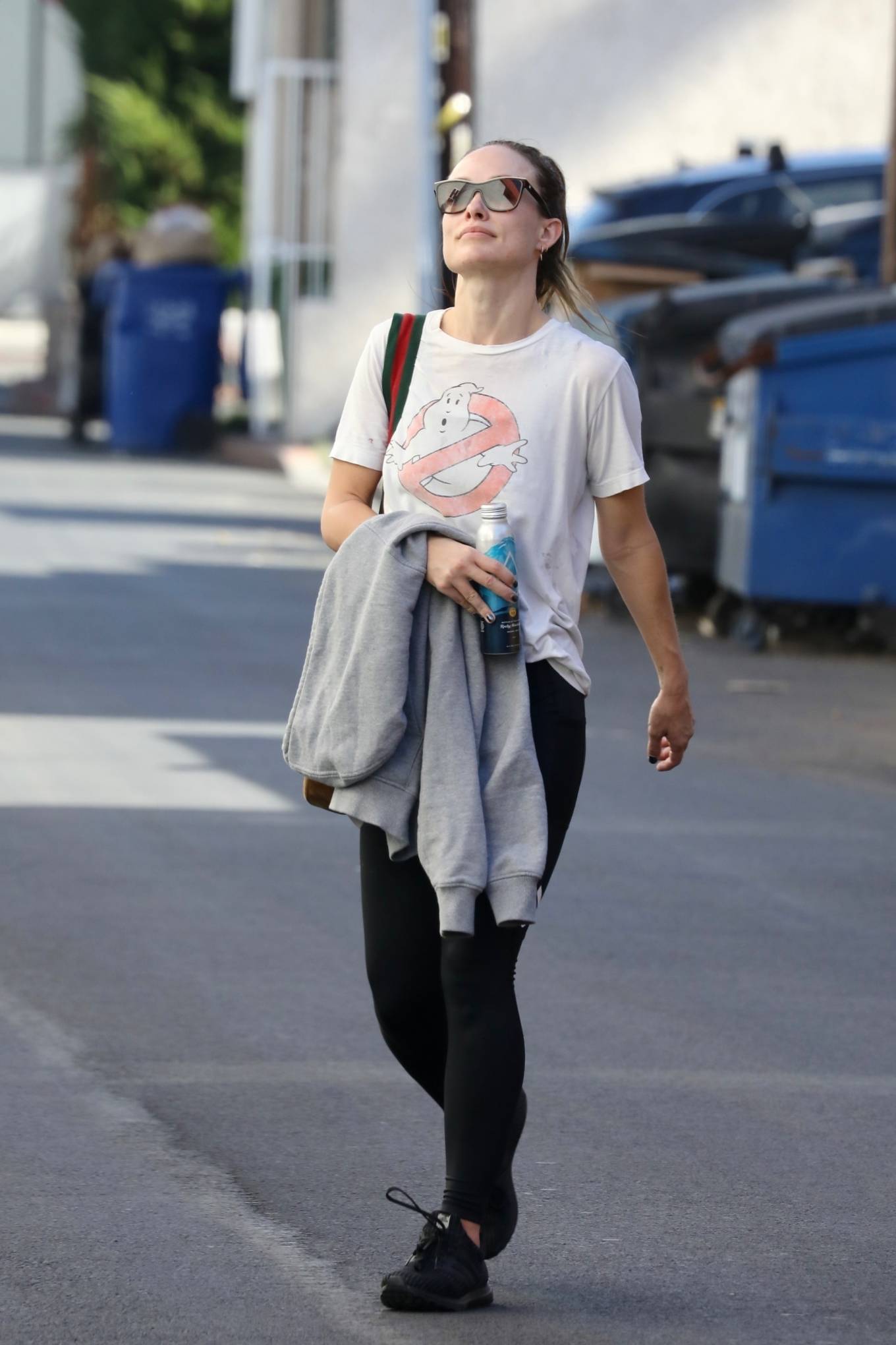 Olivia Wilde 2022 : Olivia Wilde – Wears Ghostbusters tee in Studio City-06