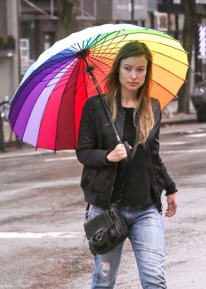 Olivia Wilde with a rainbow umbrella in New York