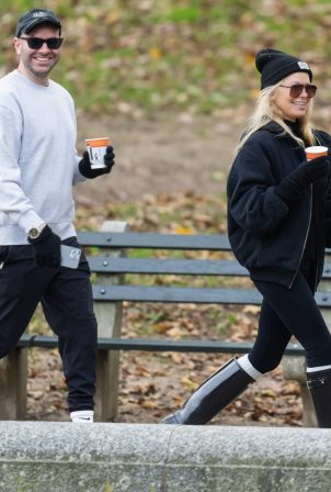 Pamela Anderson - Seen with a friend in Central Park in New York City