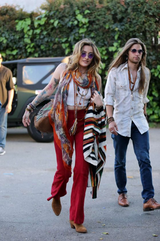 Paris Jackson and Gabriel Glenn - Arrive for The Soundflowers live gig in Los Angeles