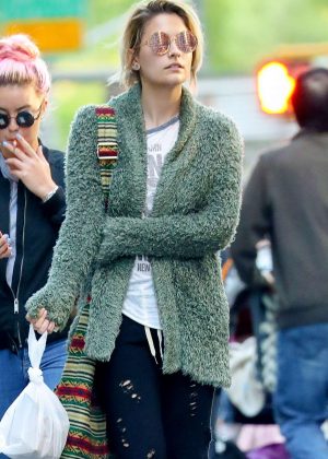 Paris Jackson out for lunch in New York
