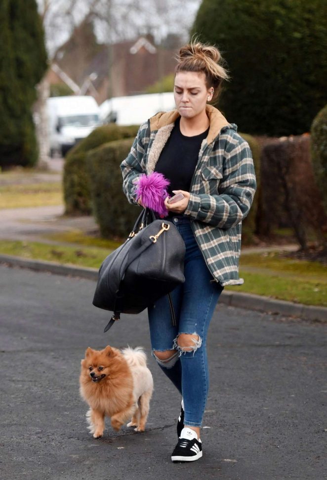 Perrie Edwards - Walking Her Dog in London