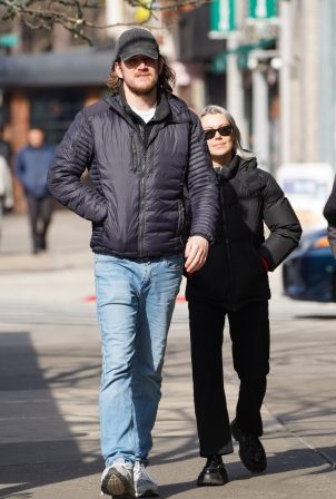 Phoebe Bridgers - With Bo Burnham head out for a stroll together in New York