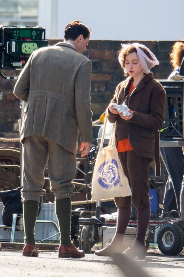 Phoebe Dynevor - With Matthew Goode on 'The Colour Room' set Stoke-on-Trent - England
